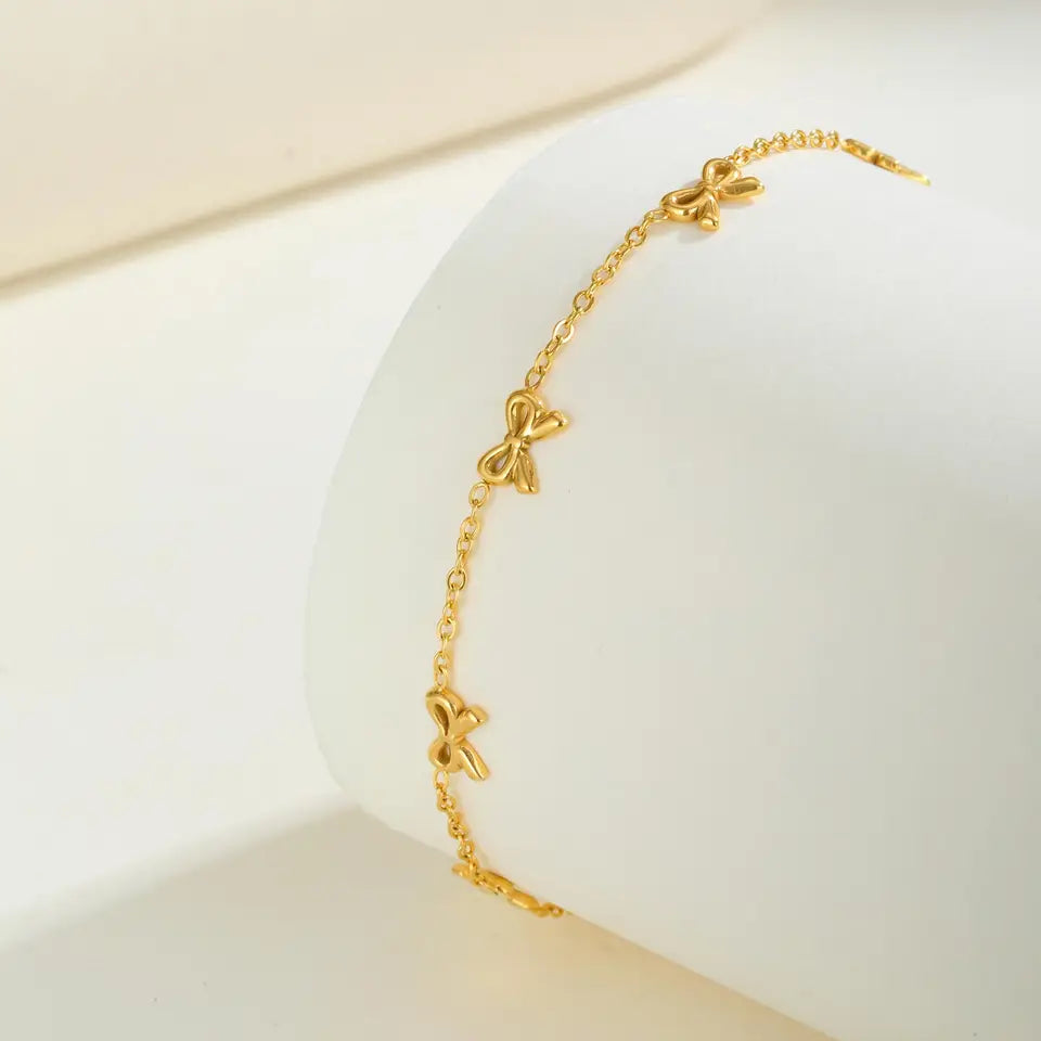 Minimalist Bowknot Bracelet for Women,Gold Color Stainless Steel Flat Rolo Chain Bow Bracelets,Trendy Waterproof Jewelry Gifts