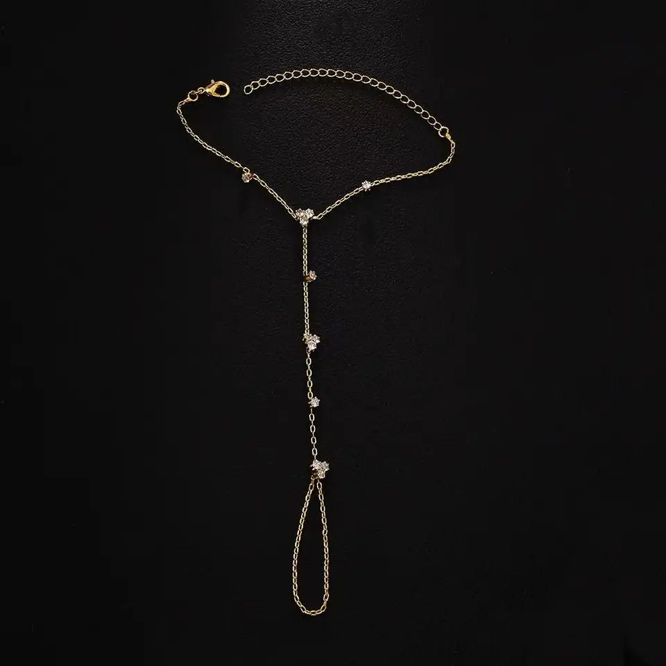 Summer New Rhinestone Flower Hand Back Bracelet Wedding Jewelry for Women Crystal Geometric Finger Bracelet Party Jewelry Gift