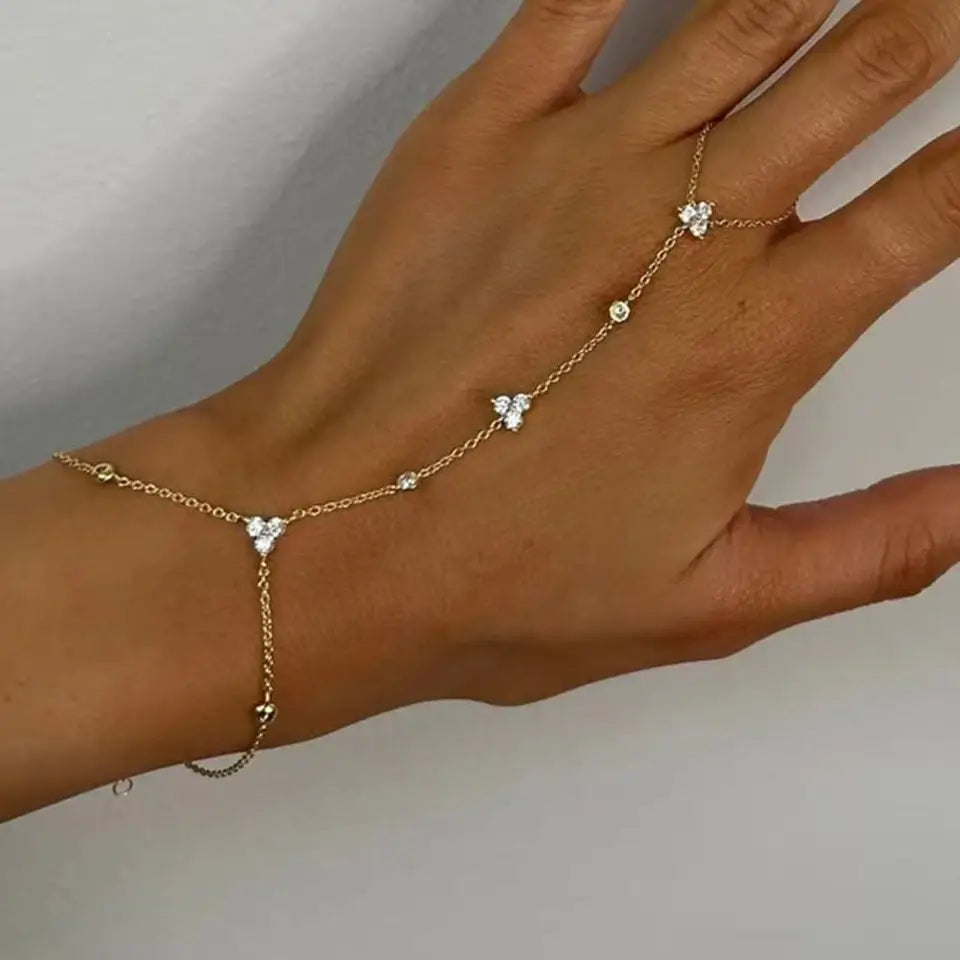 Summer New Rhinestone Flower Hand Back Bracelet Wedding Jewelry for Women Crystal Geometric Finger Bracelet Party Jewelry Gift
