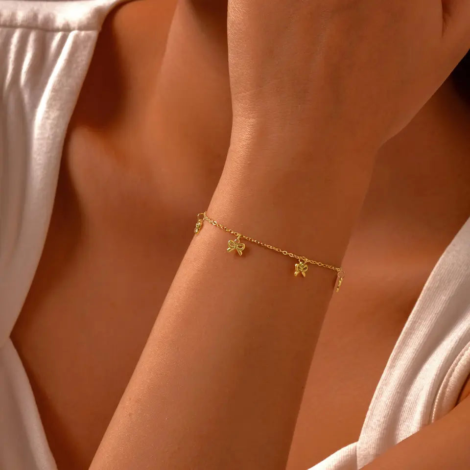 Minimalist Bowknot Bracelet for Women,Gold Color Stainless Steel Flat Rolo Chain Bow Bracelets,Trendy Waterproof Jewelry Gifts